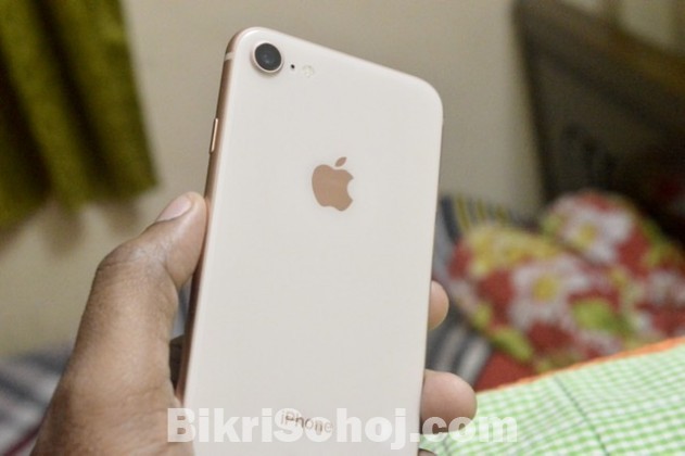 iPhone 8 Gold color